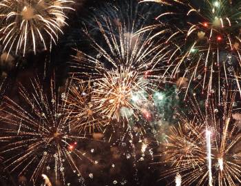 Fireworks in the sky during a 4th of July celebration