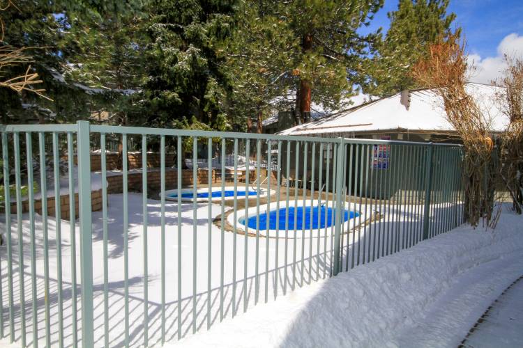 Sierra Park Villas condominiums in downtown Mammoth Lakes