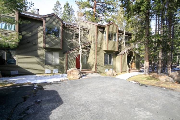 Forest Creek Condominiums in Mammoth Lakes