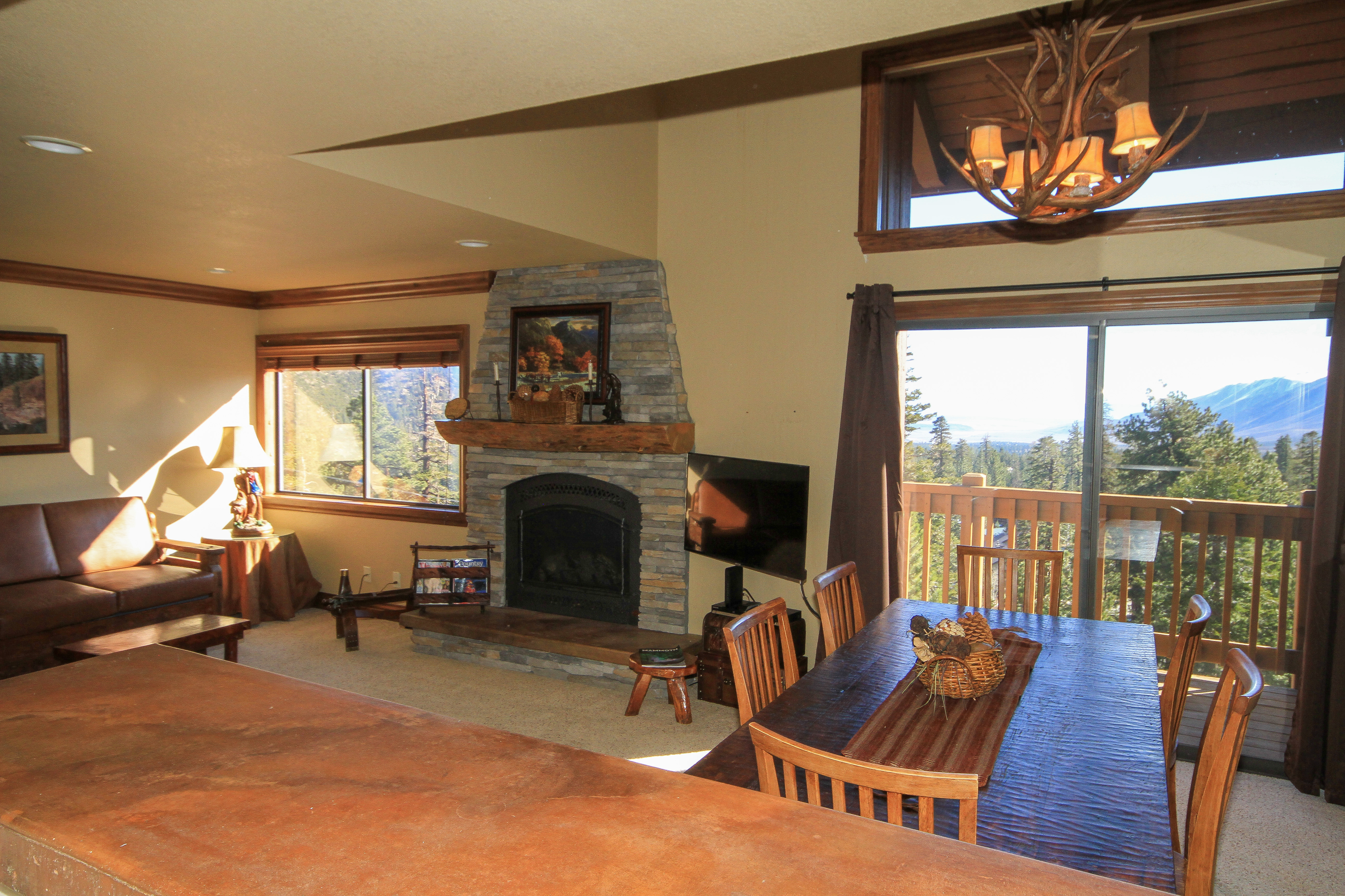 Mammoth Ski & Racquet Club 67