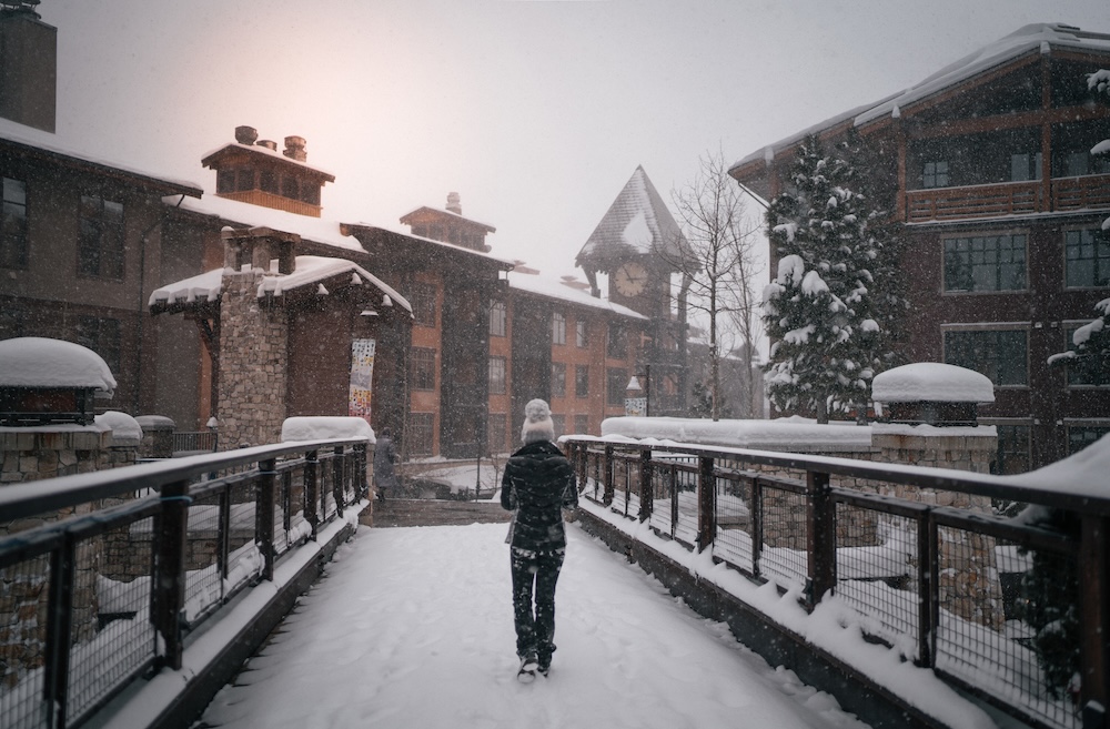 Christmas weather in Mammoth Lakes Village.